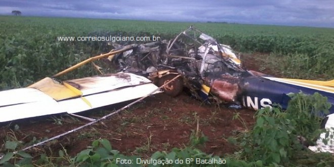 Avião cai e provoca morte de dois homens em Bom Jesus Avião cai e provoca morte de dois homens em Bom Jesus