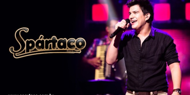 Morrinhense tem música estourada nas rádios e faz shows pelo Brasil