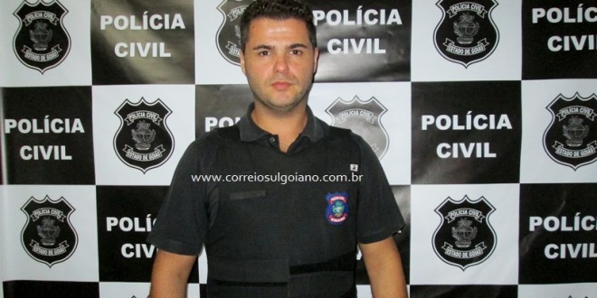 Delegado Rilmo Braga da delegacia de Homicídios prende suspeito de assassinato, em Goiânia