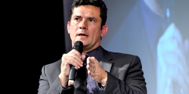 Lava Jato Ameaçada: Juiz Sérgio Moro adverte que a anistia à corrupção ameaça a Laja Jato e o futuro do país