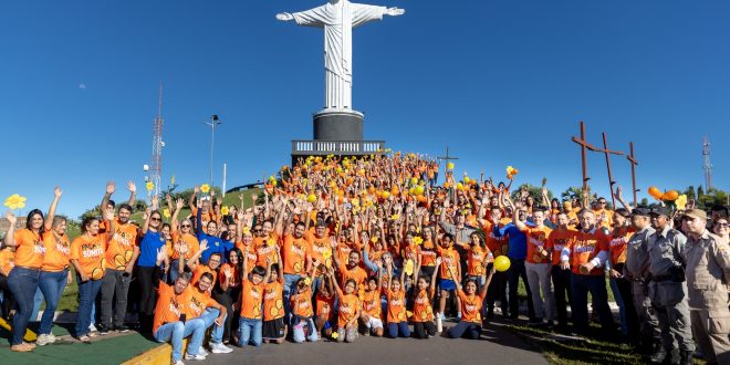 Prefeitura de Morrinhos mobilizou autoridades e população na Caminhada “Faça Bonito” contra o abuso infantil