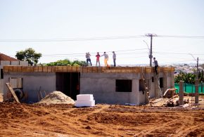 Segue a todo vapor a construção do prédio que abrigará a Escola Municipal Eudóxio de Figueiredo