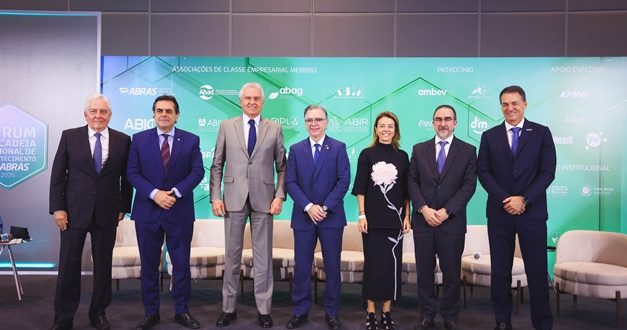 Governador Ronaldo Caiado critica reforma tributária: “vai desestruturar o Brasil real”