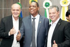 Prefeito Dione Araújo quer concluir 2º mandato com 1.620 moradias entregues