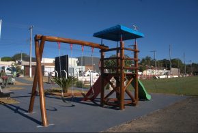 Prefeitura de Morrinhos entrega novo espaço de lazer no Setor JK e revitaliza três praças em diferentes bairros